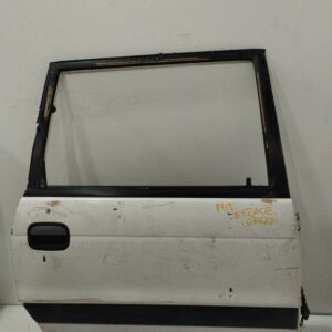 PUERTA TRASERA DERECHA MITSUBISHI SPACE WAGON (N30/N40) 2000 GLX Diesel DIESEL Motor 2,0 Ltr.  82 CV  [1991 - 1996] 5 Puertas