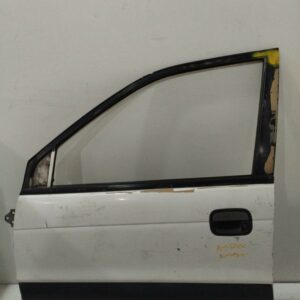 PUERTA DELANTERA IZQUIERDA MITSUBISHI SPACE WAGON (N80/N90) 2.4 GDI CAT NAFTA Motor 2,4 Ltr.  150 CV  [1998 - 2005] 3 Puertas