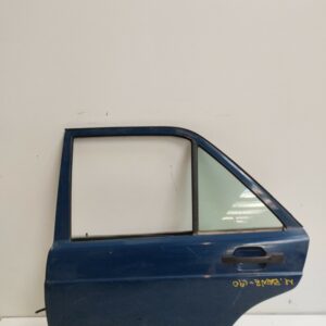 PUERTA TRASERA IZQUIERDA MERCEDES CLASE C (W201) BERLINA E 190 (201.024) NAFTA Motor 2,0 Ltr.  118 CV  [1982 - 1993] 4 Puertas