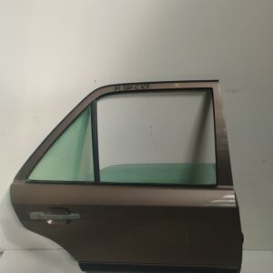 PUERTA TRASERA DERECHA MERCEDES CLASE E (W124) BERLINA E 300 (124.030) NAFTA Motor 3,0 Ltr.  190 CV  [1984 - 1997] 4 Puertas
