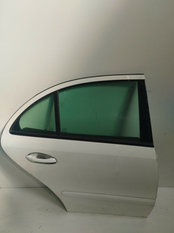 PUERTA TRASERA DERECHA MERCEDES CLASE E (W211) BERLINA E 320 (211.065) NAFTA 95 Motor 3,2 Ltr.  224 CV  [2002 - 2009] 4 Puertas
