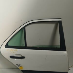 PUERTA TRASERA DERECHA MERCEDES CLASE C (W202) BERLINA 250 Diesel (202.125) DIESEL Motor 2,5 Ltr.  113 CV  [1993 - 2000] 4 Puertas
