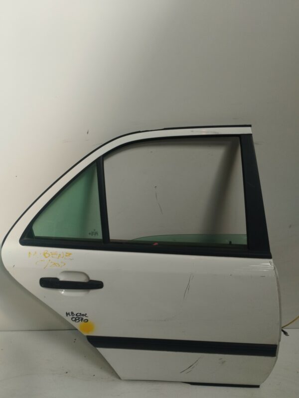 PUERTA TRASERA DERECHA MERCEDES CLASE C (W202) BERLINA 250 Diesel (202.125) DIESEL Motor 2,5 Ltr.  113 CV  [1993 - 2000] 4 Puertas