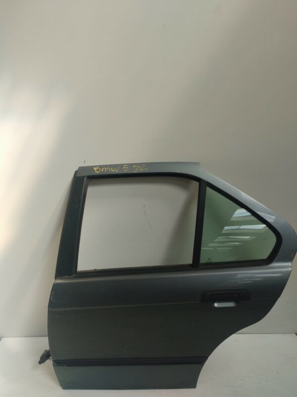 PUERTA TRASERA IZQUIERDA BMW SERIE 3 BERLINA (E36) 318i NAFTA Motor 1,8 Ltr.  140 CV  [1990 - 1998] 4 Puertas