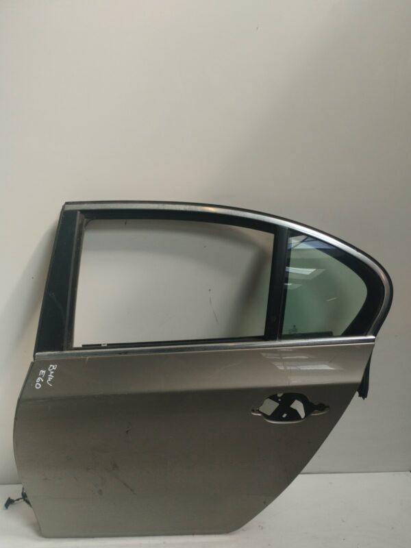PUERTA TRASERA IZQUIERDA BMW SERIE 5 BERLINA (E60) 525d DIESEL Motor 3,0 Ltr.  197 CV  [2003 - 2010] 4 Puertas