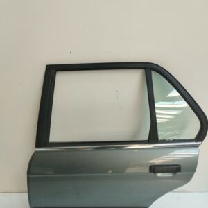 PUERTA TRASERA IZQUIERDA BMW SERIE 3 BERLINA (E30) 318is NAFTA Motor 1,8 Ltr.  136 CV  [1982 - 0] 2 Puertas