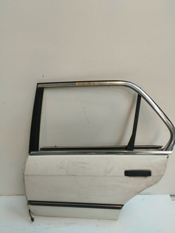 PUERTA TRASERA IZQUIERDA BMW SERIE 3 BERLINA (E30) 324d DIESEL Motor 2,4 Ltr.  86 CV  [1982 - 0] 4 Puertas