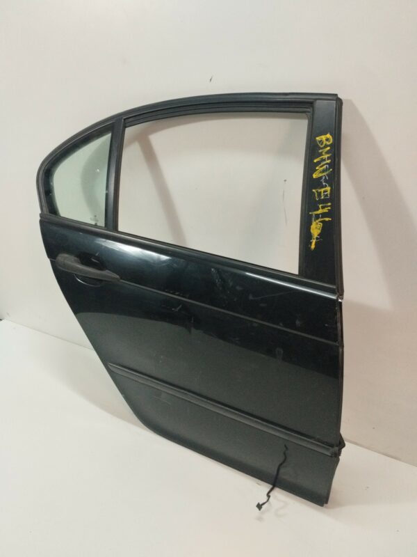 PUERTA TRASERA DERECHA BMW SERIE 3 BERLINA (E46) 3.0 24V Turbodiesel CAT DIESEL Motor 3,0 Ltr.  184 CV  [1998 - 2006] 3 Puertas - Imagen 2