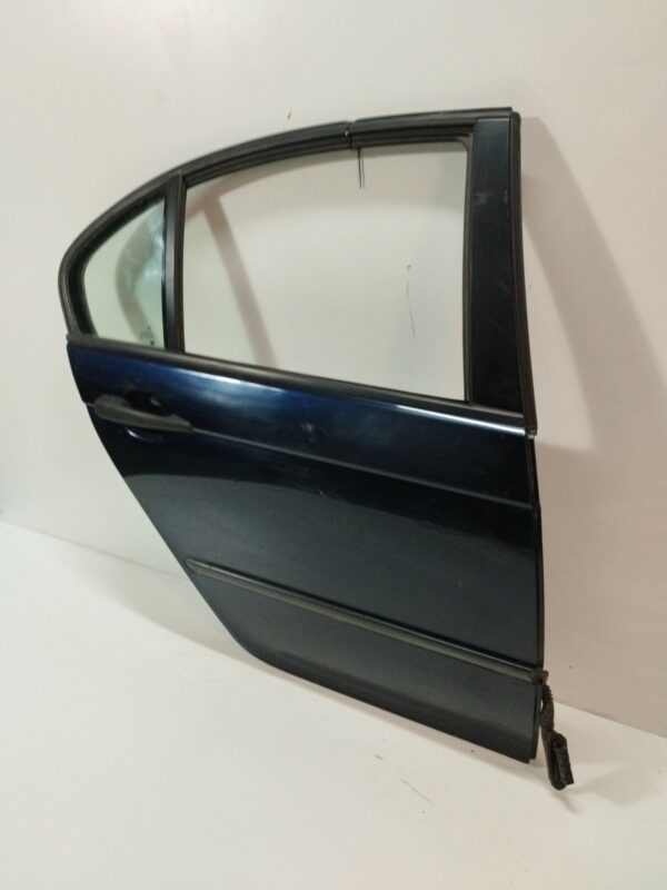 PUERTA TRASERA DERECHA BMW SERIE 3 BERLINA (E46) 323i NAFTA 95 Motor 2,5 Ltr.  170 CV  [1998 - 2006] 4 Puertas - Imagen 2