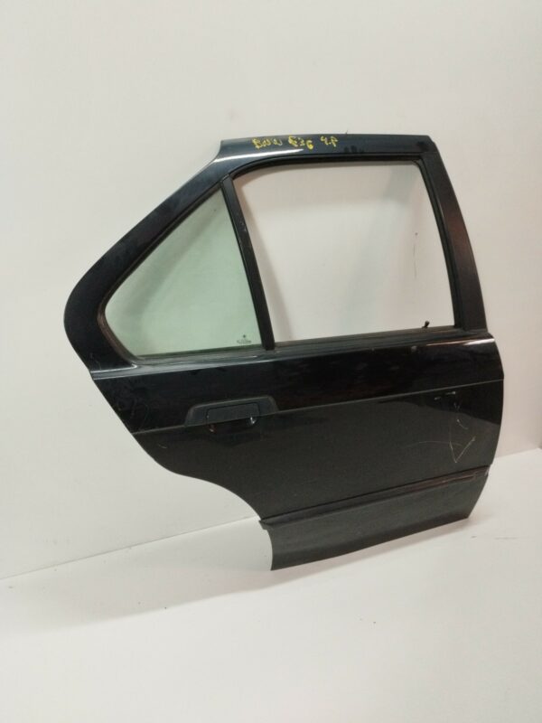 PUERTA TRASERA DERECHA BMW SERIE 3 BERLINA (E36) 325td DIESEL Motor 2,5 Ltr.  116 CV  [1990 - 1998] 4 Puertas - Imagen 3