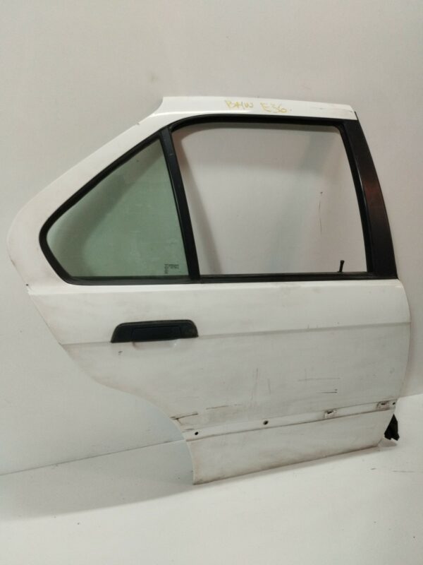PUERTA TRASERA DERECHA BMW SERIE 3 BERLINA (E36) 325td DIESEL Motor 2,5 Ltr.  116 CV  [1990 - 1998] 4 Puertas - Imagen 2