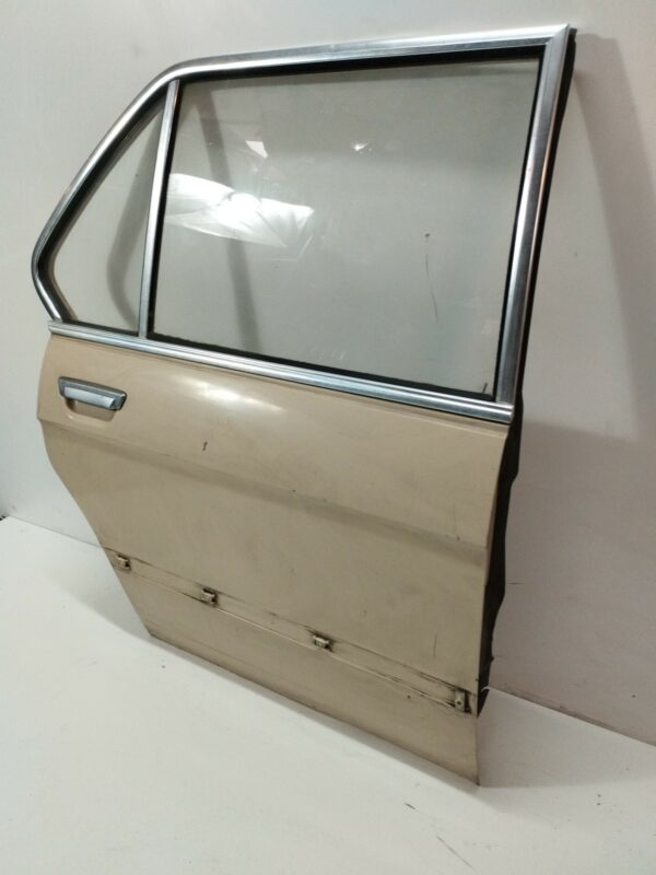 PUERTA TRASERA DERECHA BMW SERIE 5 (E28) 524td DIESEL Motor 2,4 Ltr.  116 CV  [1981 - 0] 4 Puertas - Imagen 2