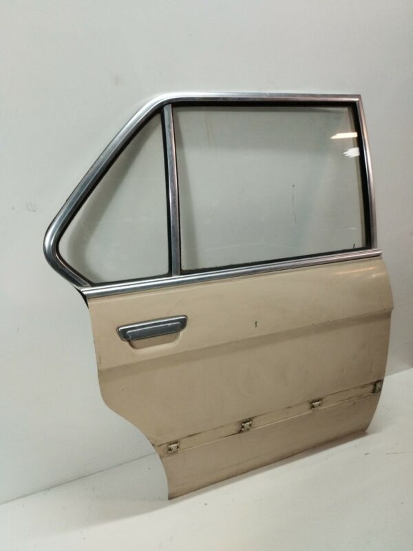 PUERTA TRASERA DERECHA BMW SERIE 5 (E28) 524td DIESEL Motor 2,4 Ltr.  116 CV  [1981 - 0] 4 Puertas - Imagen 3