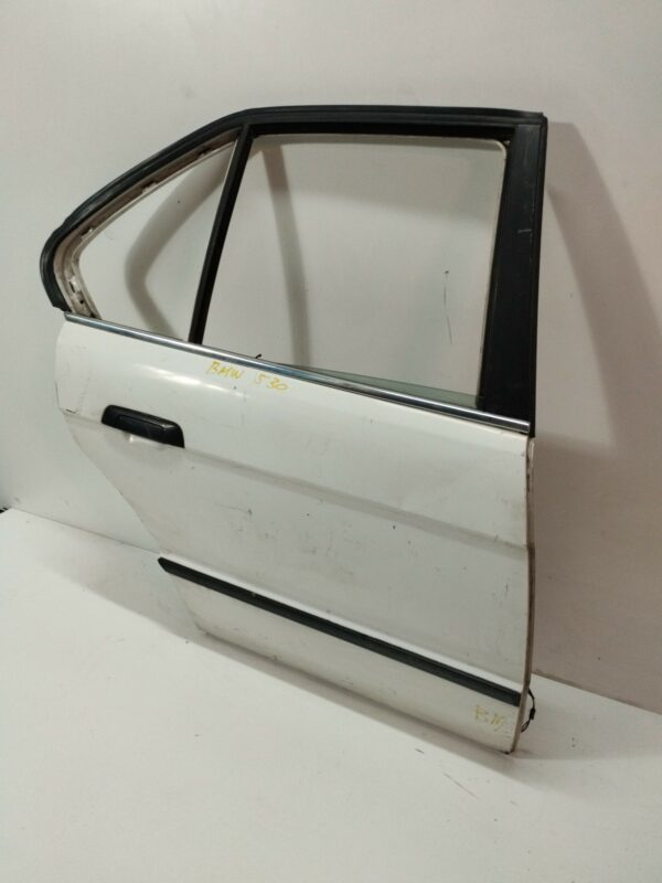 PUERTA TRASERA DERECHA BMW SERIE 5 BERLINA (E34) 520i (110kW) NAFTA 95 Motor 2,0 Ltr.  150 CV  [1988 - 0] 4 Puertas - Imagen 2