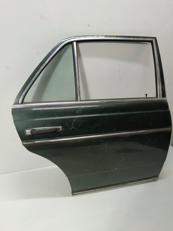 PUERTA TRASERA DERECHA MERCEDES CLASE E (W123) FAMILIAR 2,3 NAFTA Motor 2,3 Ltr.  109 CV  [1977 - 0] 3 Puertas - Imagen 2
