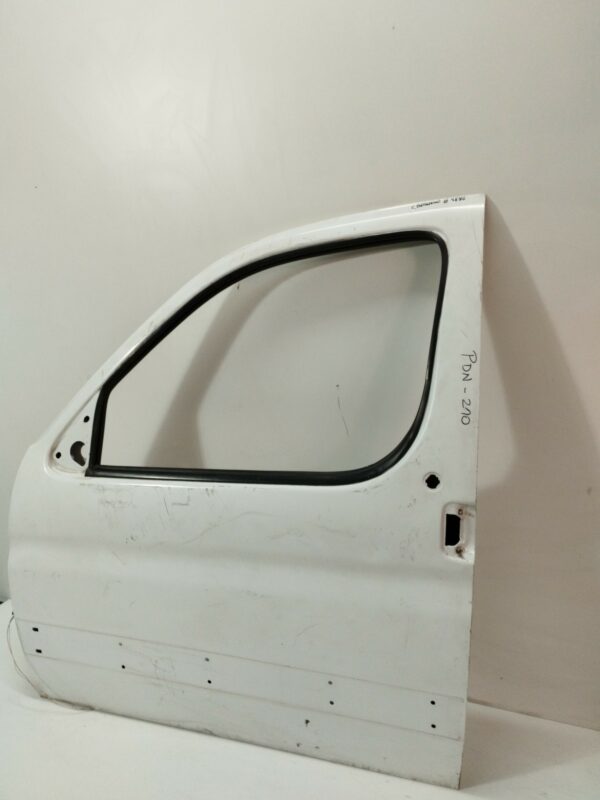 PUERTA DELANTERA IZQUIERDA PEUGEOT PARTNER (S2) Totem DIESEL Motor 1,9 Ltr.  69 CV  [2002 - 2008] 4 Puertas - Imagen 3