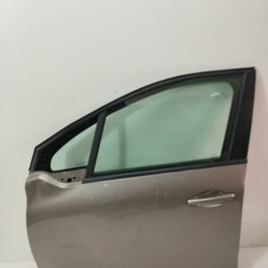 PUERTA DELANTERA IZQUIERDA PEUGEOT 208 Style NAFTA 95 Motor 1,2 Ltr.  82 CV  [2012 - 2019] 5 Puertas