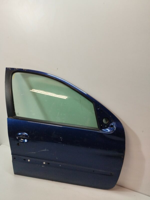 PUERTA DELANTERA DERECHA PEUGEOT 206 BERLINA XR DIESEL Motor 2,0 Ltr.  90 CV  [1998 - 2010] 5 Puertas - Imagen 3