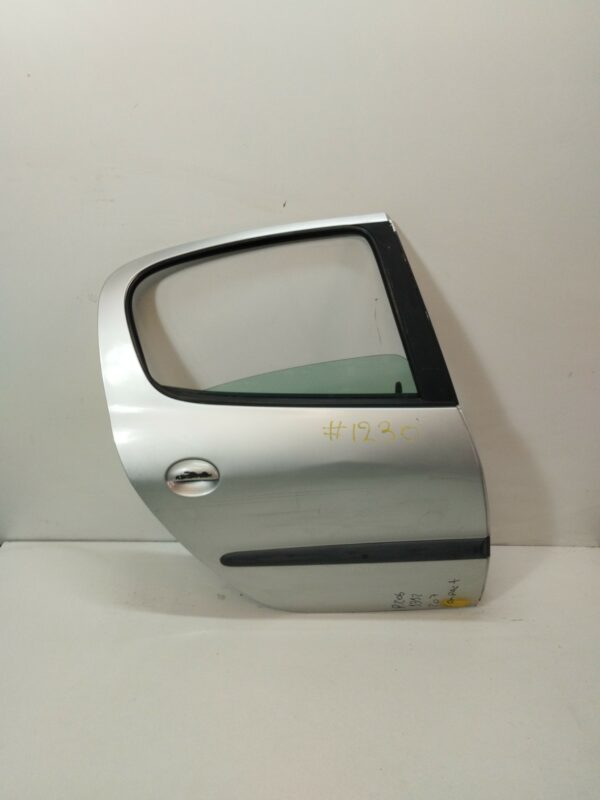 PUERTA TRASERA DERECHA PEUGEOT 206 BERLINA XT DIESEL Motor 1,4 Ltr.  68 CV  [1998 - 2010] 5 Puertas