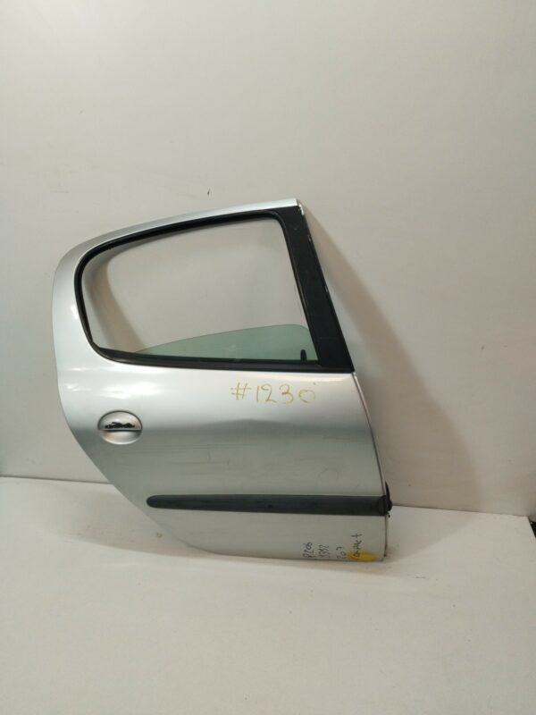 PUERTA TRASERA DERECHA PEUGEOT 206 BERLINA XT DIESEL Motor 1,4 Ltr.  68 CV  [1998 - 2010] 5 Puertas - Imagen 3