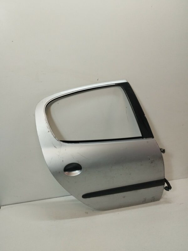 PUERTA TRASERA DERECHA PEUGEOT 206 BERLINA XT DIESEL Motor 1,4 Ltr.  68 CV  [1998 - 2010] 5 Puertas - Imagen 2