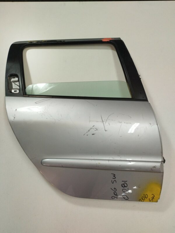 PUERTA TRASERA DERECHA PEUGEOT 206 SW X-Line DIESEL Motor 1,4 Ltr.  68 CV  [2002 - 2007] 5 Puertas