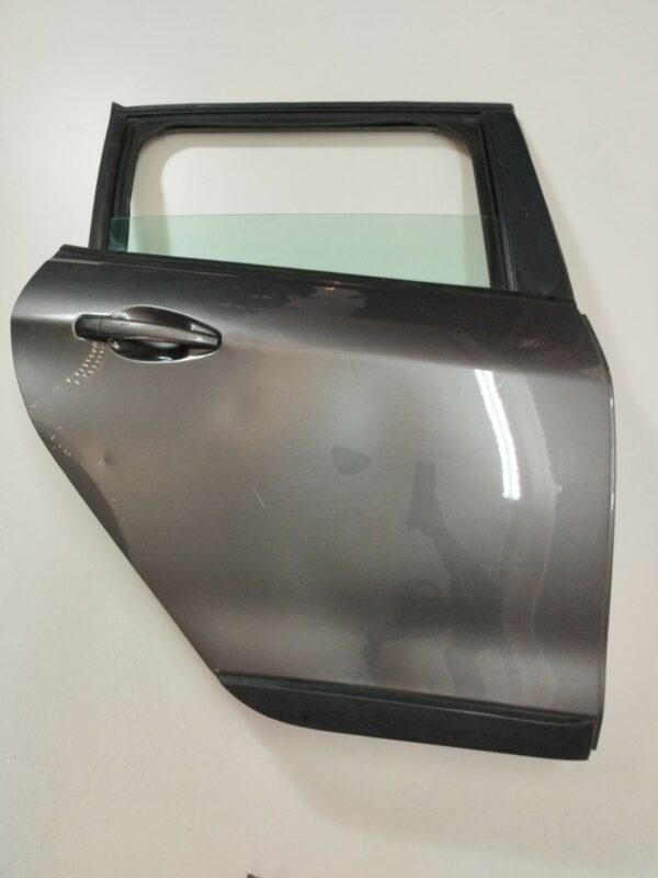 PUERTA TRASERA DERECHA PEUGEOT 2008 (--.2013->) Active DIESEL Motor 1,6 Ltr.  92 CV  [2013 - 0] 5 Puertas