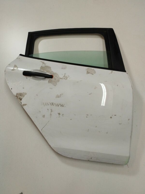 PUERTA TRASERA DERECHA PEUGEOT 208 1.6 16V HDi FAP DIESEL Motor 1,6 Ltr.  92 CV  [2012 - 2019] 3 Puertas