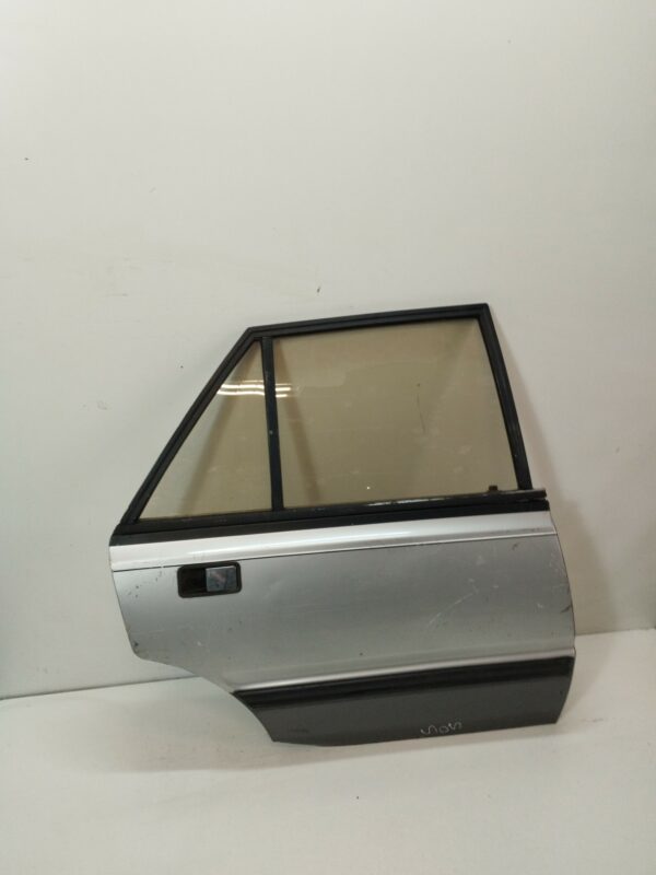 PUERTA TRASERA DERECHA PEUGEOT 505 BERLINA GL NAFTA Motor 2,0 Ltr.  90 CV  [1979 - 0] 4 Puertas - Imagen 2