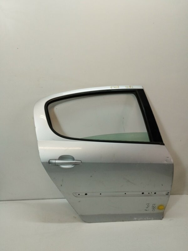 PUERTA TRASERA DERECHA PEUGEOT 407 SR Confort DIESEL Motor 1,6 Ltr.  109 CV  [2004 - 2011] 4 Puertas - Imagen 2