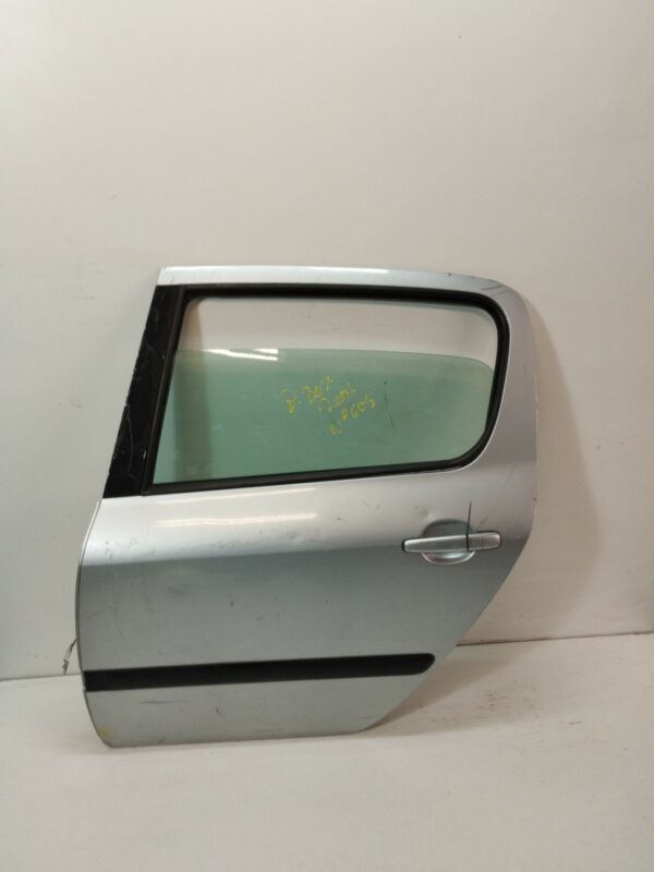PUERTA TRASERA IZQUIERDA PEUGEOT 307 BERLINA (S2) XS + DIESEL Motor 1,6 Ltr.  109 CV  [2005 - 2008] 5 Puertas