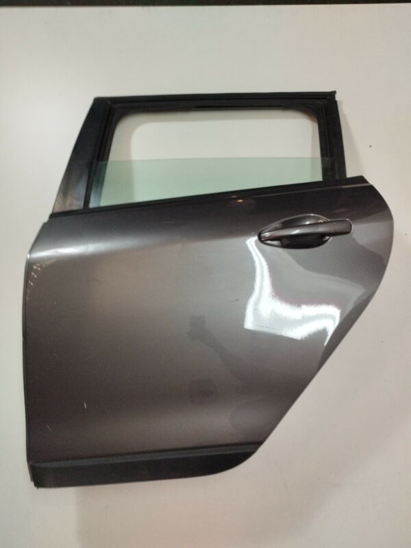 PUERTA TRASERA IZQUIERDA PEUGEOT 2008 (--.2013->) Active DIESEL Motor 1,6 Ltr.  92 CV  [2013 - 0] 5 Puertas