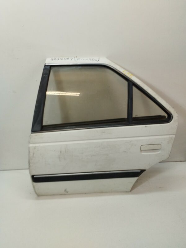 PUERTA TRASERA IZQUIERDA PEUGEOT 405 BERLINA Clim DIESEL Motor 1,9 Ltr.  69 CV  [1987 - 1996] 4 Puertas