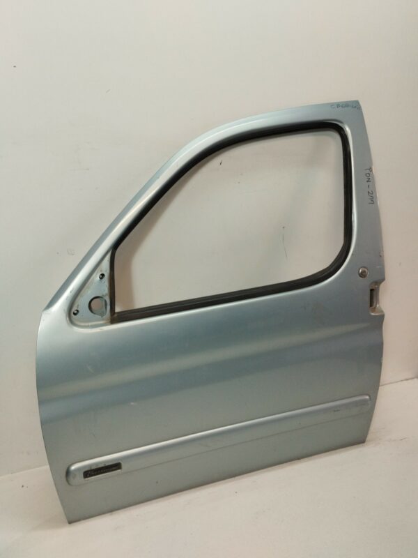 PUERTA DELANTERA IZQUIERDA CITROEN BERLINGO 1.9 600 D Furg. DIESEL Motor 1,9 Ltr.  69 CV  [1996 - 2002] 0 Puertas - Imagen 3