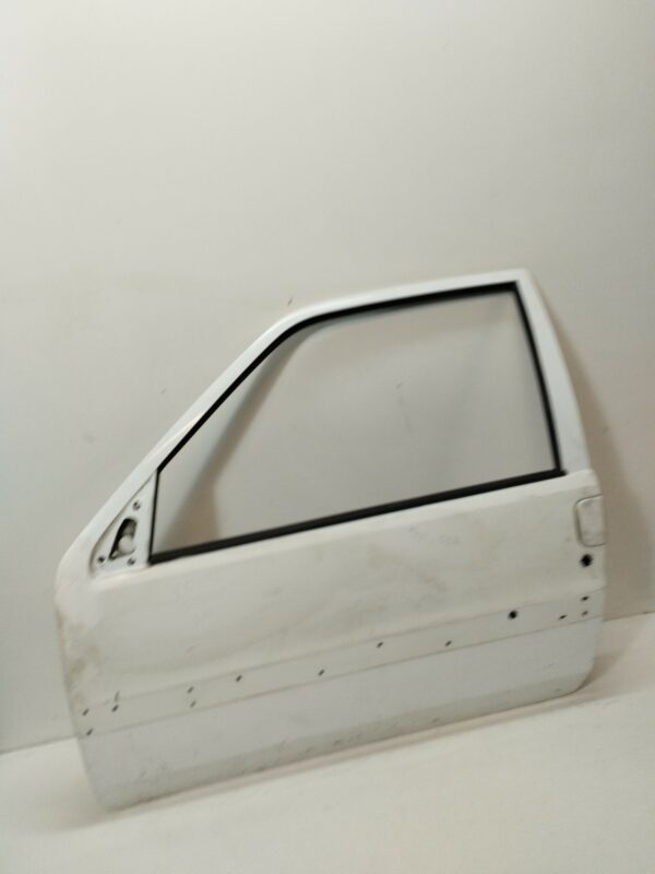 PUERTA DELANTERA IZQUIERDA CITROEN SAXO 1.5 D X DIESEL Motor 1,5 Ltr.  57 CV  [1996 - 2000] 3 Puertas - Imagen 3