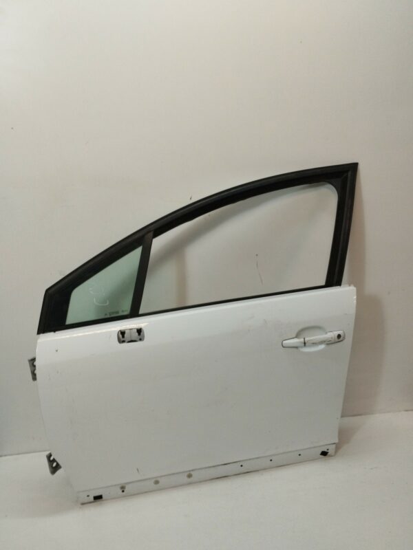 PUERTA DELANTERA IZQUIERDA CITROEN C4 BERLINA 1.6 16V HDi DIESEL Motor 1,6 Ltr.  90 CV  [2004 - 2011] 3 Puertas - Imagen 3