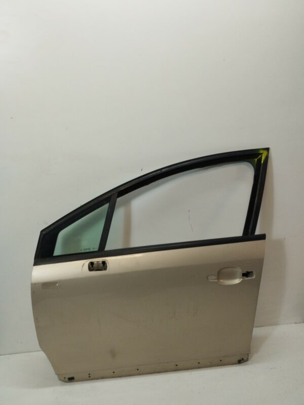 PUERTA DELANTERA IZQUIERDA CITROEN C4 BERLINA 1.6 16V HDi FAP DIESEL Motor 1,6 Ltr.  109 CV  [2004 - 2011] 3 Puertas - Imagen 3