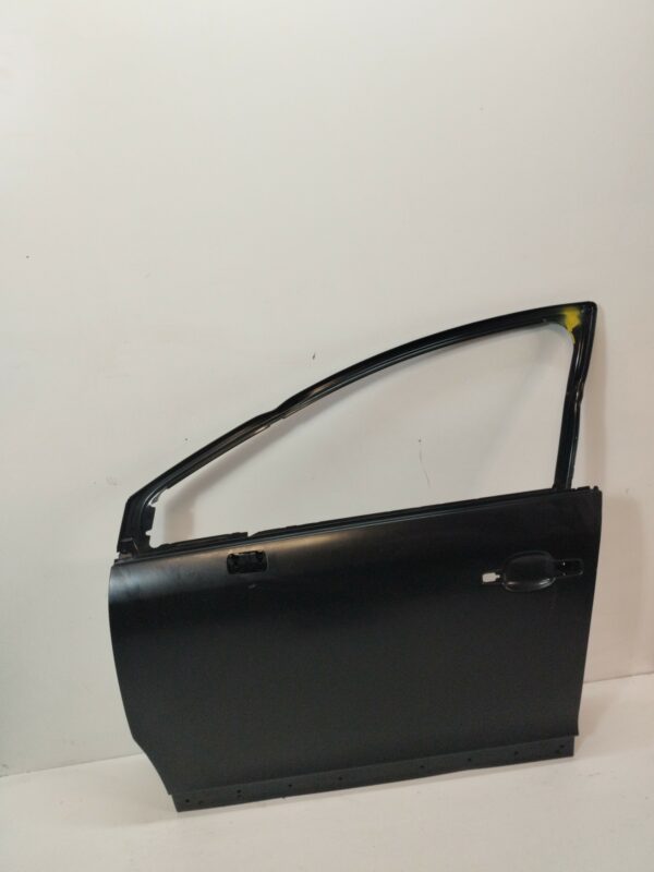 PUERTA DELANTERA IZQUIERDA CITROEN C4 BERLINA 1.6 16V HDi DIESEL Motor 1,6 Ltr.  90 CV  [2004 - 2011] 3 Puertas - Imagen 2