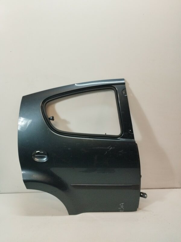PUERTA TRASERA DERECHA CITROEN C1 Attraction NAFTA 95 Motor 1,0 Ltr.  68 CV  [2005 - 2014] 5 Puertas