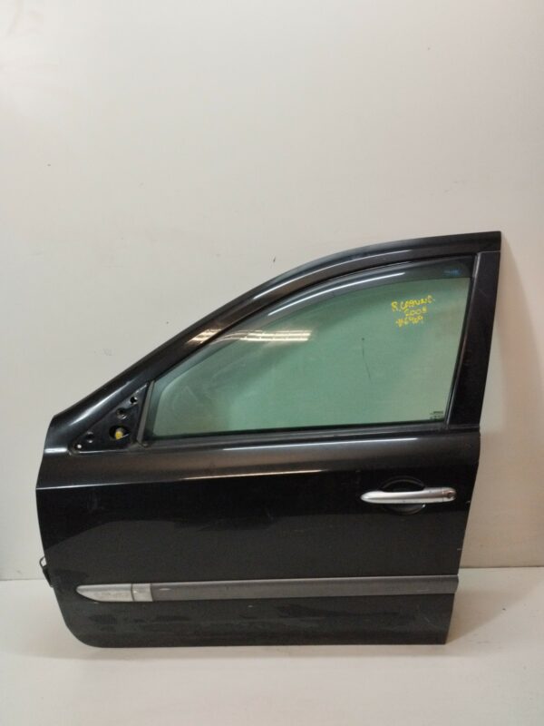 PUERTA DELANTERA IZQUIERDA RENAULT LAGUNA II (BG0) Authentique DIESEL Motor 1,9 Ltr.  120 CV  [2001 - 2007] 5 Puertas