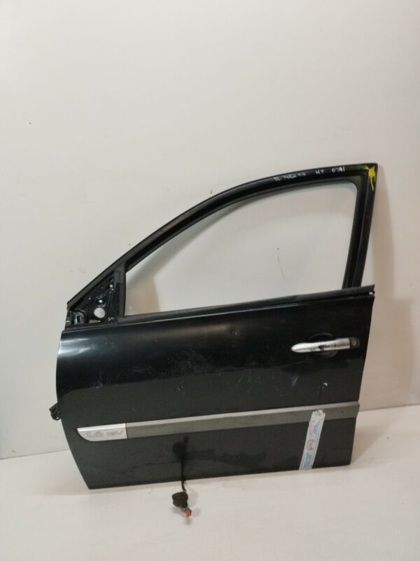 PUERTA DELANTERA IZQUIERDA RENAULT MEGANE II BERLINA 5P Dynamique DIESEL Motor 1,5 Ltr.  106 CV  [2002 - 2009] 5 Puertas - Imagen 3