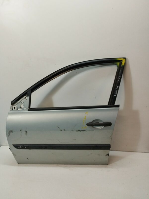 PUERTA DELANTERA IZQUIERDA RENAULT MEGANE II BERLINA 5P Dynamique DIESEL Motor 1,5 Ltr.  106 CV  [2002 - 2009] 5 Puertas - Imagen 2