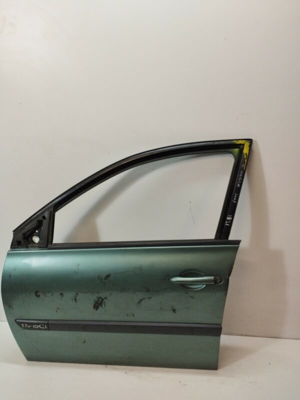 PUERTA DELANTERA IZQUIERDA RENAULT MEGANE II BERLINA 5P Confort Authentique DIESEL Motor 1,9 Ltr.  120 CV  [2002 - 2009] 5 Puertas - Imagen 2