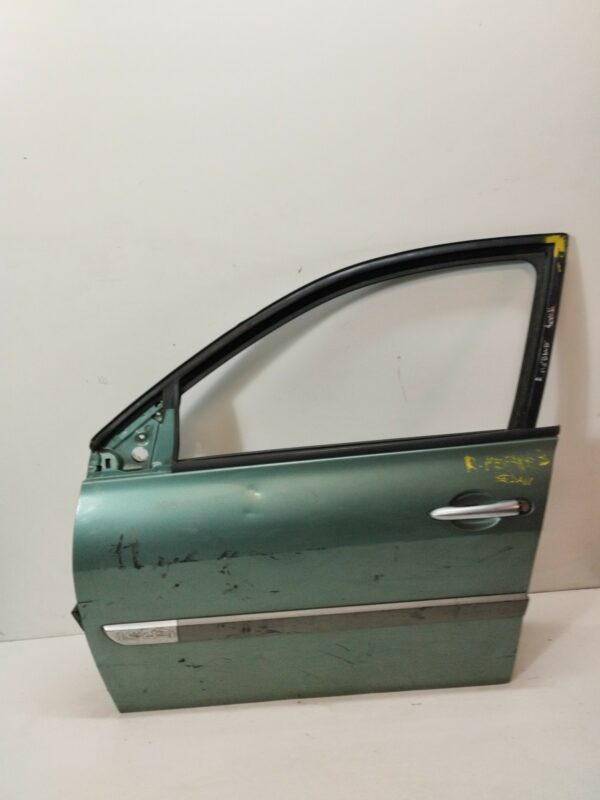 PUERTA DELANTERA IZQUIERDA RENAULT MEGANE II BERLINA 5P Dynamique DIESEL Motor 1,5 Ltr.  106 CV  [2002 - 2009] 5 Puertas - Imagen 3