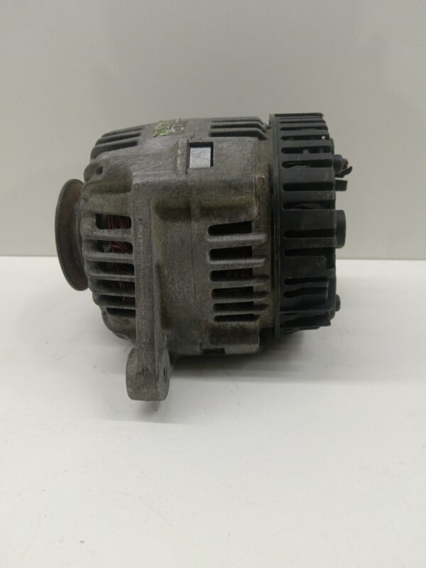 ALTERNADOR PEUGEOT 106 (S1) 1,1 NAFTA Motor 1,1 Ltr.  60 CV  [1991 - 1996] 3 Puertas - Imagen 2
