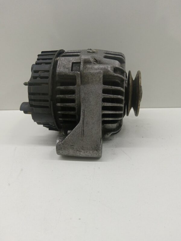 ALTERNADOR PEUGEOT 106 (S1) 1,1 NAFTA Motor 1,1 Ltr.  60 CV  [1991 - 1996] 3 Puertas - Imagen 4