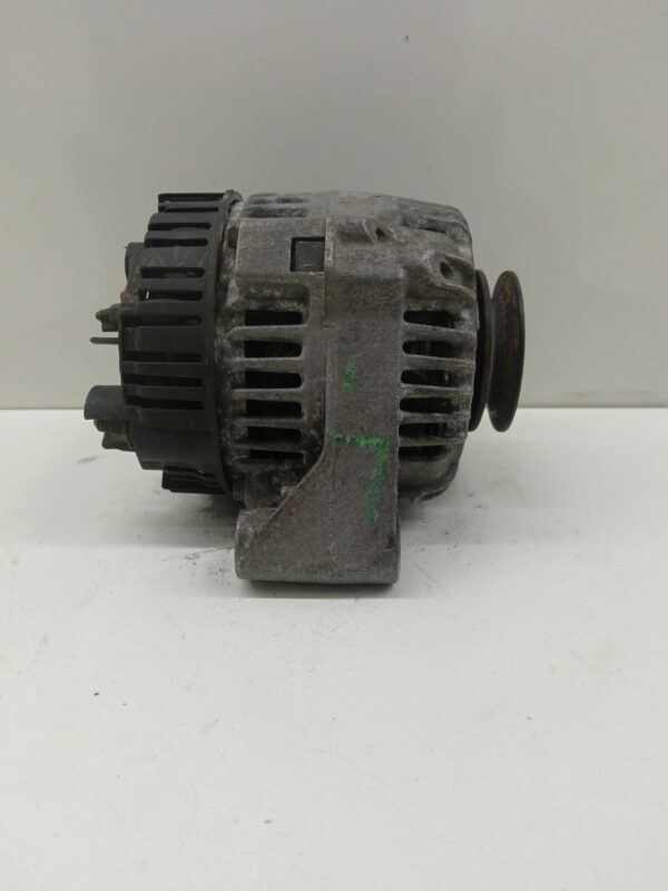 ALTERNADOR PEUGEOT 106 (S1) 1,1 NAFTA Motor 1,1 Ltr.  60 CV  [1991 - 1996] 3 Puertas - Imagen 4