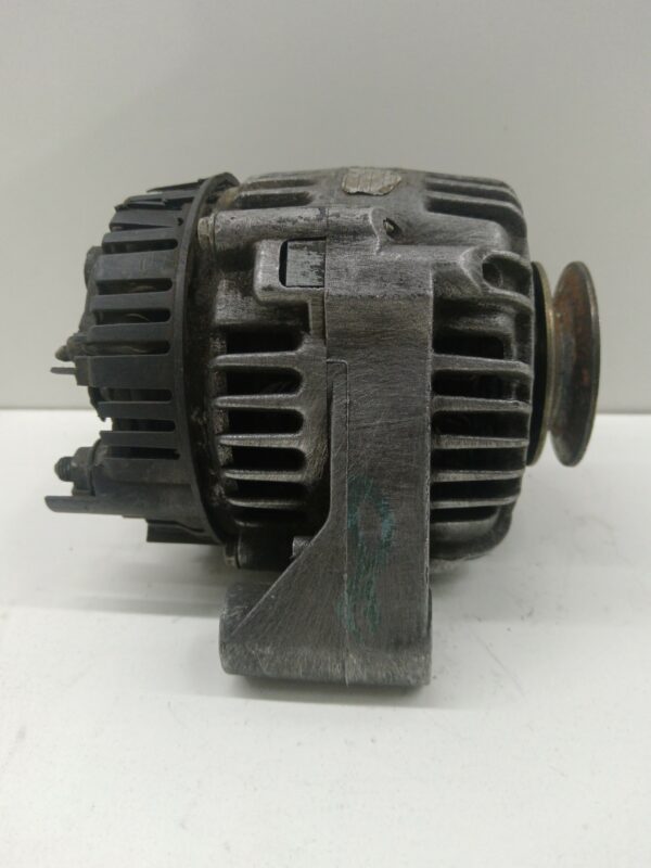ALTERNADOR PEUGEOT 106 (S1) 1,1 NAFTA Motor 1,1 Ltr.  60 CV  [1991 - 1996] 3 Puertas - Imagen 4