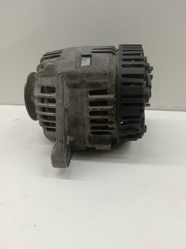 ALTERNADOR PEUGEOT 106 (S1) 1,1 NAFTA Motor 1,1 Ltr.  60 CV  [1991 - 1996] 3 Puertas - Imagen 2