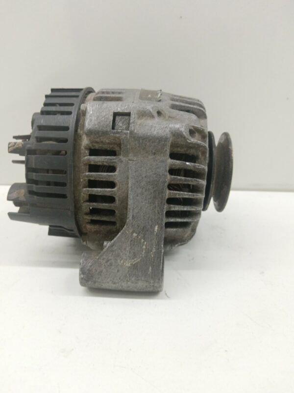 ALTERNADOR PEUGEOT 106 (S1) 1,1 NAFTA Motor 1,1 Ltr.  60 CV  [1991 - 1996] 3 Puertas - Imagen 4